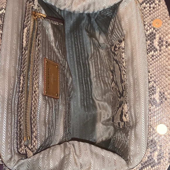 💯Authentic Prada Python Paglia Raffia Style Purse - Picture 8 of 14